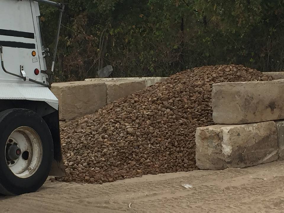 AUSTIN RIVER ROCK 1-2 - Dallas Stone Yard and Landscape Supply - Outdoor  Warehouse Supply